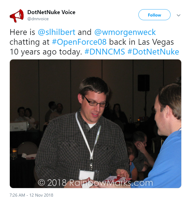 DNN Voice在推特上分享了一些当年的照片